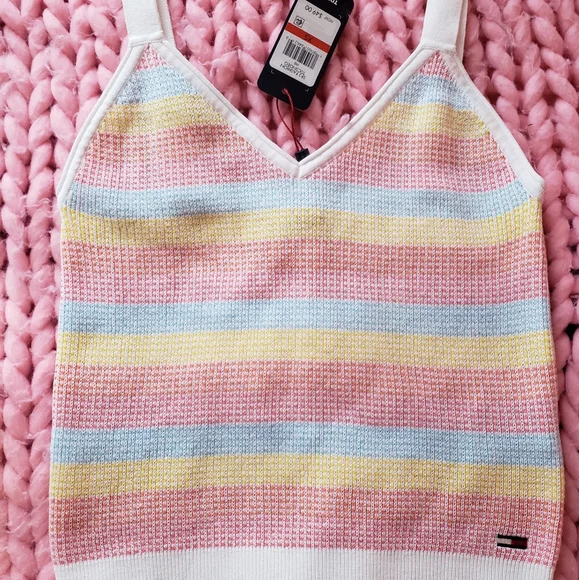 Tommy Hilfiger jeans knitted top xs brand new with tags - Picture 2 of 6
